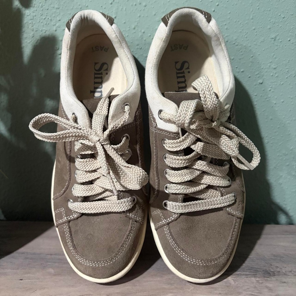 Simple OS Sneaker Suede - Classic '90s Style